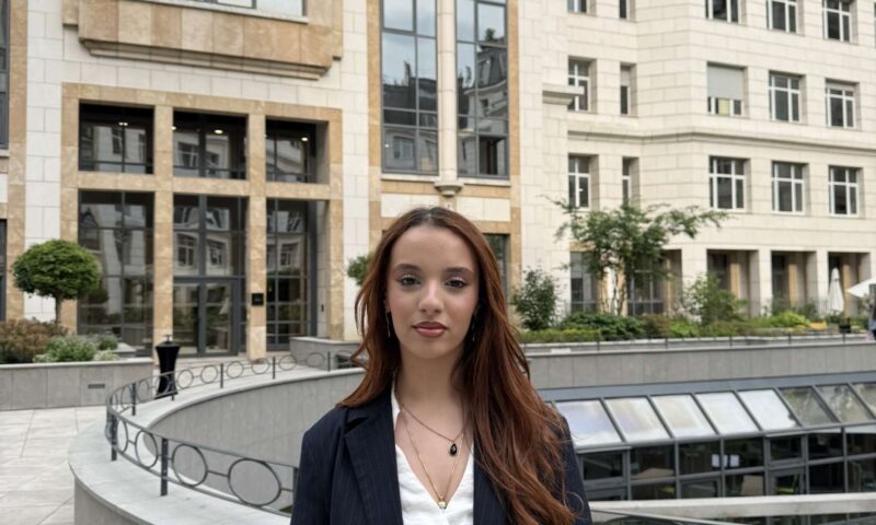 Sur le droit chemin